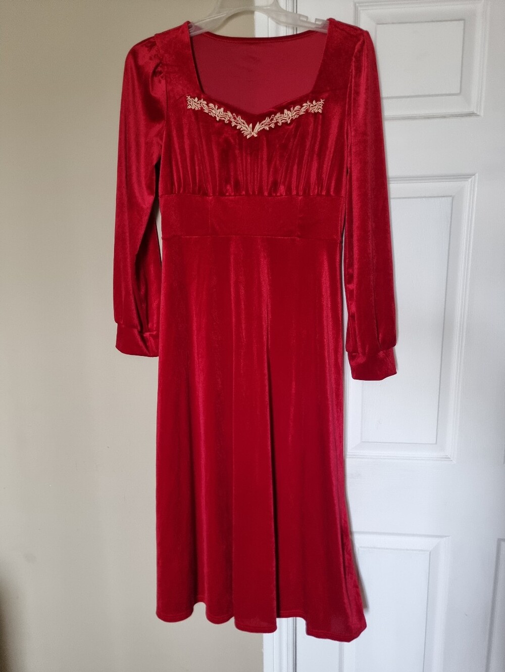 SHEIN Red Velvet Long-Sleeve Midi Dress with Gold Embroidered Neckline Size L